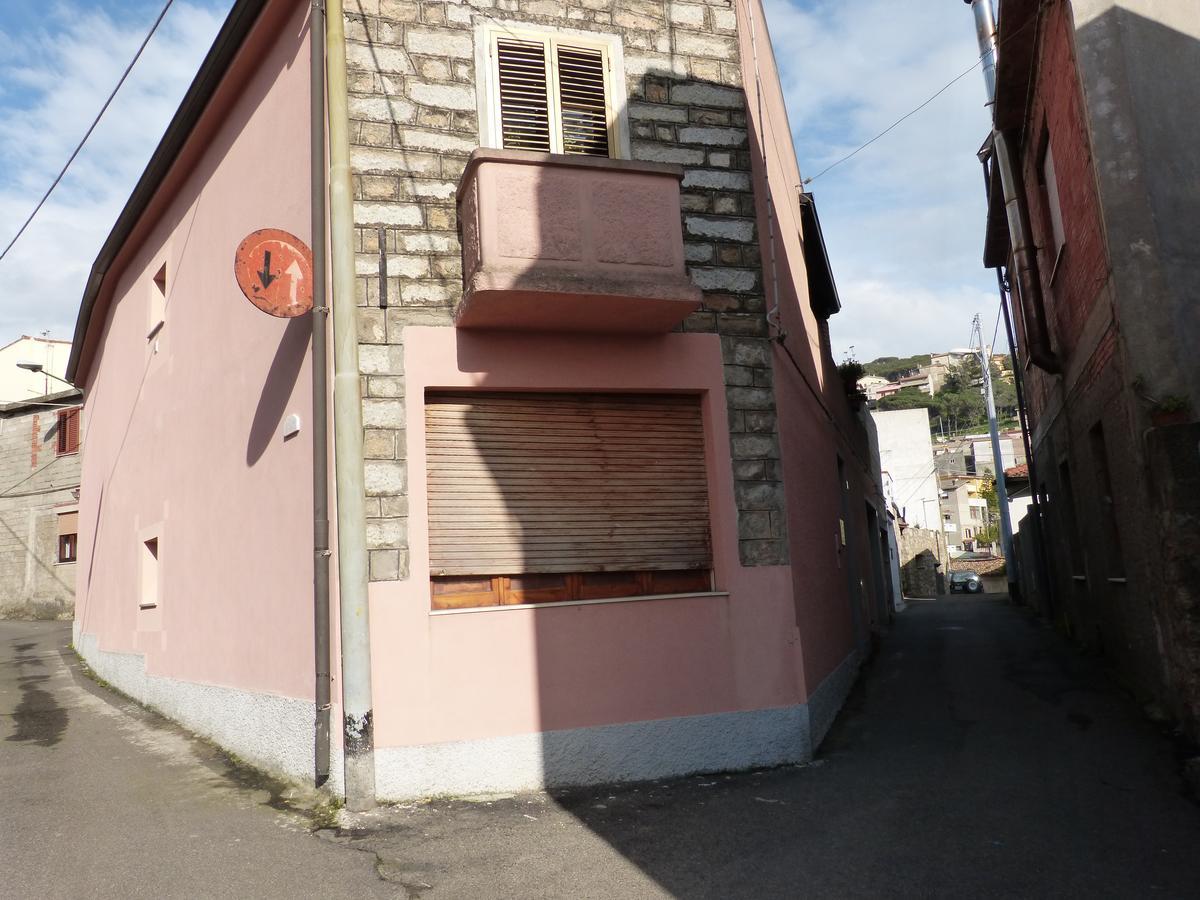 Il Pozzo Dei Desideri Bed & Breakfast Arbus Eksteriør bilde